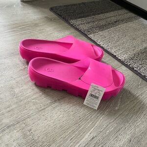 Ugg jelly slides